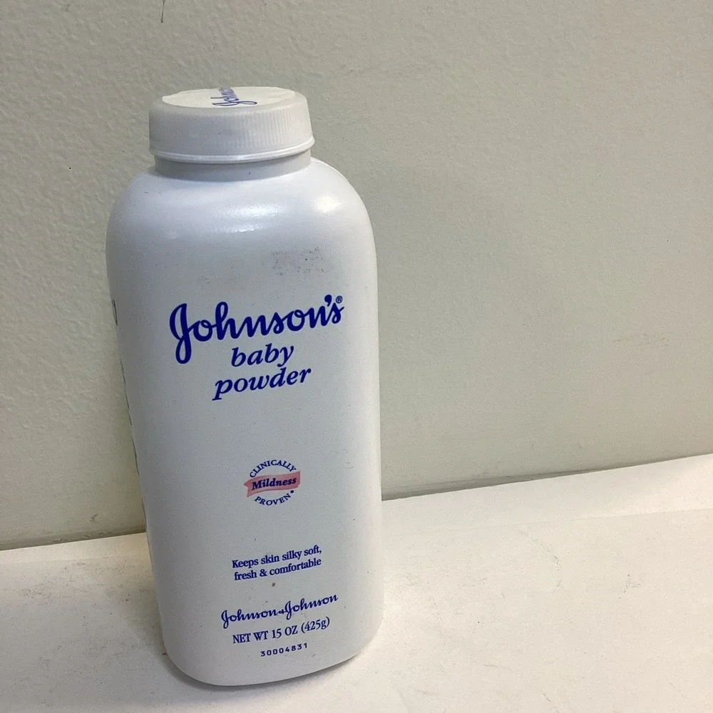 Johnson's Baby Powder Original Formula with Talc 15 oz - Sealed Discontinued